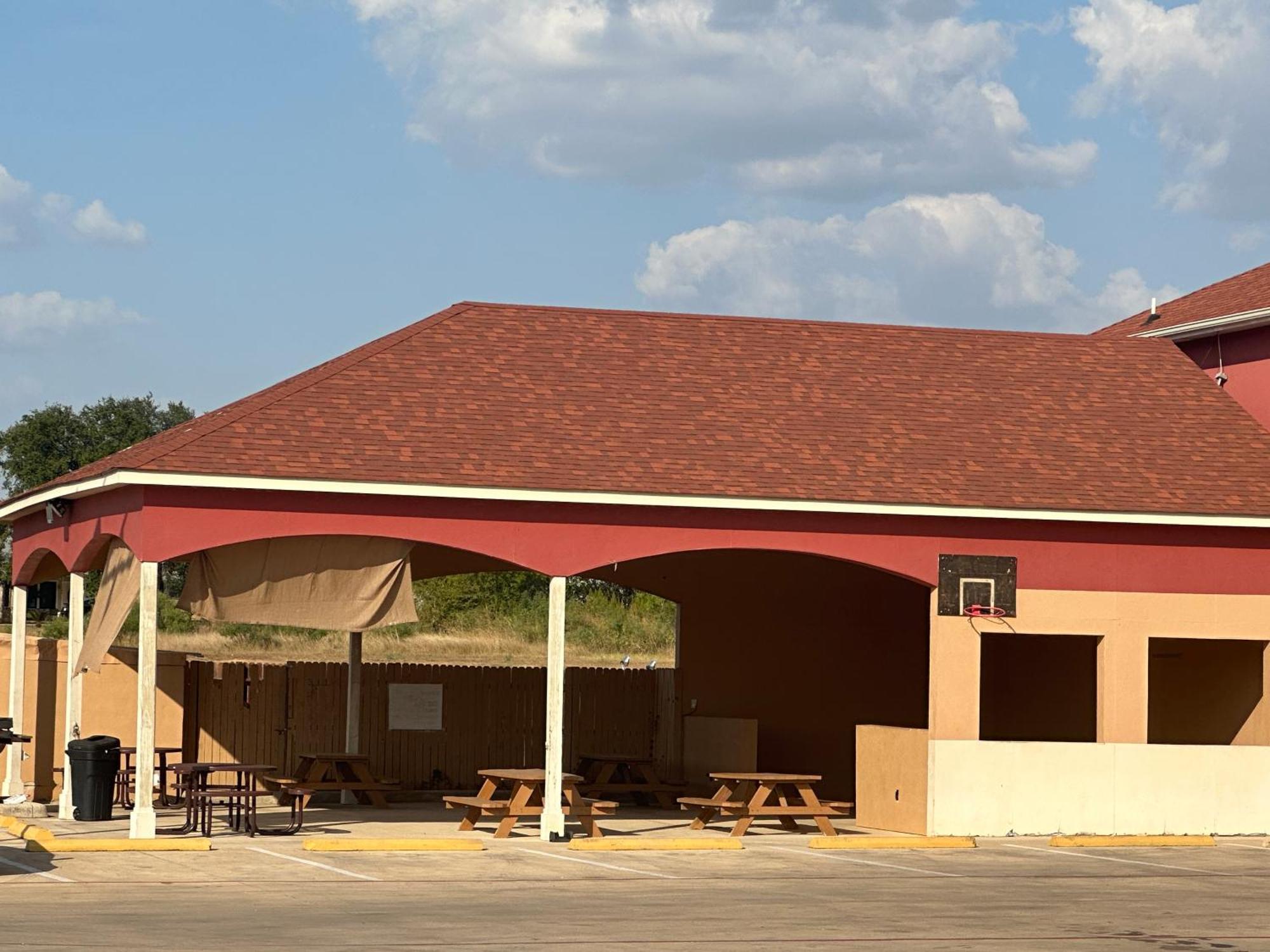 Executive Inn&Suites Floresville Exterior foto